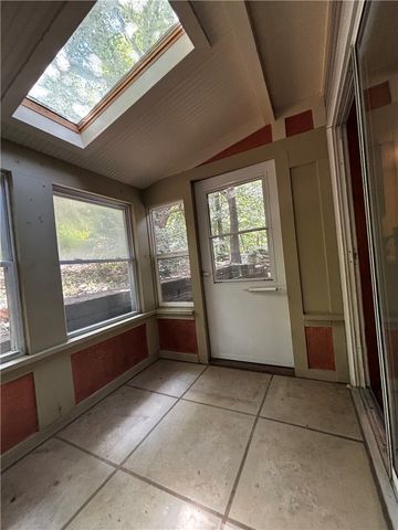 118 Jay Lane, Eureka Springs, AR 72632