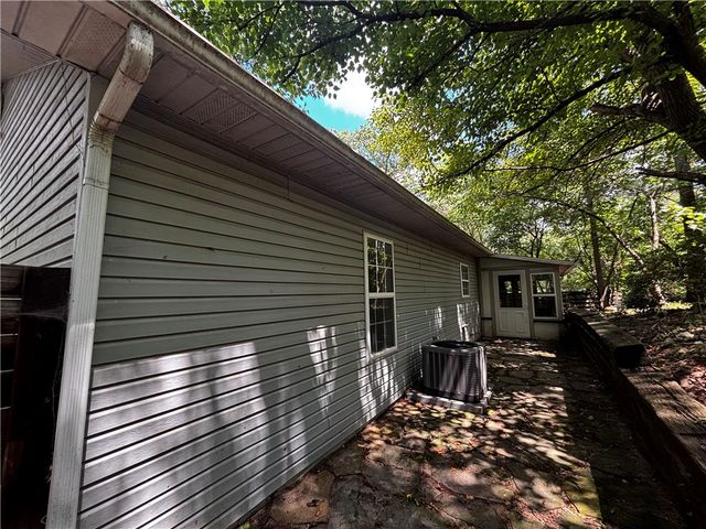 118 Jay Lane, Eureka Springs, AR 72632