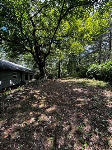 118 Jay Lane, Eureka Springs, AR 72632