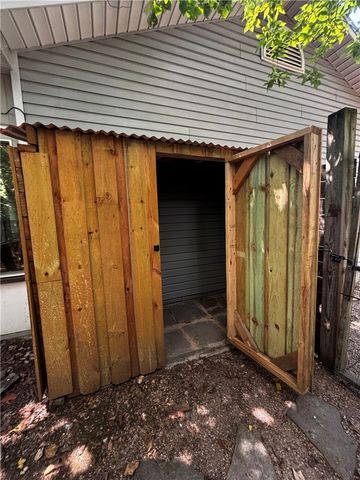 118 Jay Lane, Eureka Springs, AR 72632