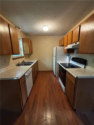 118 Jay Lane, Eureka Springs, AR 72632
