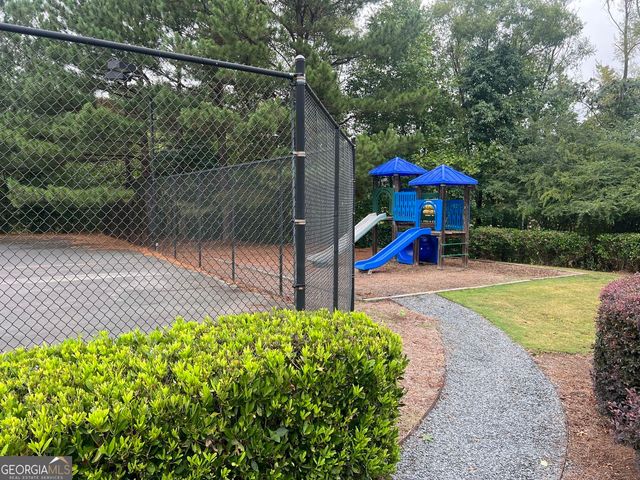1116 Silverbrooke Drive, Powder Springs, GA 30127