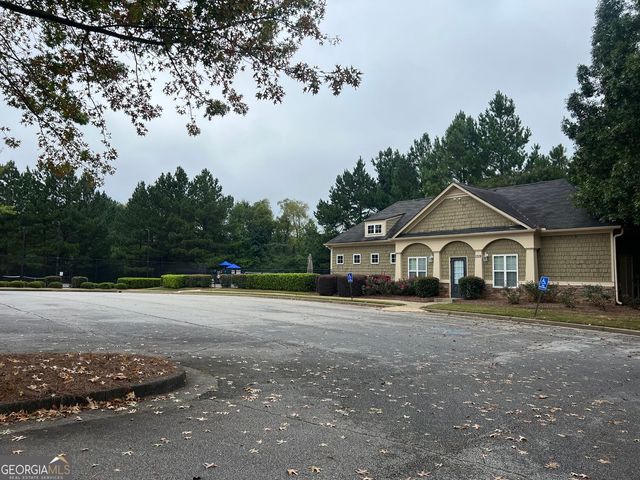 1116 Silverbrooke Drive, Powder Springs, GA 30127