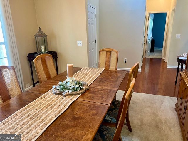 1116 Silverbrooke Drive, Powder Springs, GA 30127