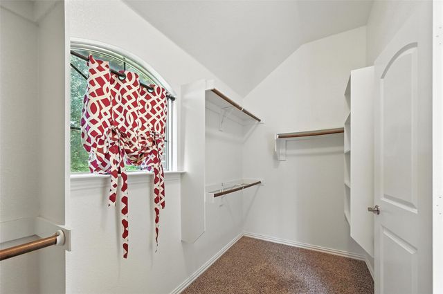 225 Brighton Drive, Desoto, TX 75115