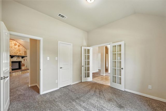 225 Brighton Drive, Desoto, TX 75115