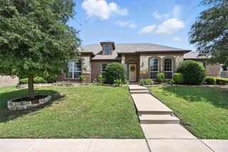 225 Brighton Drive, Desoto, TX 75115