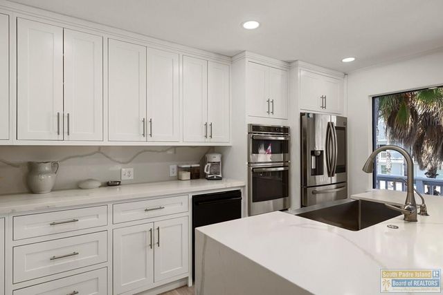 129 E Mars, South Padre Island, TX 78597