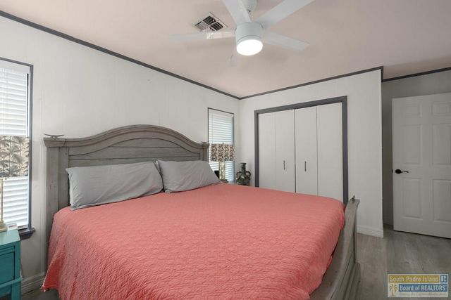 129 E Mars, South Padre Island, TX 78597