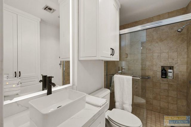 129 E Mars, South Padre Island, TX 78597