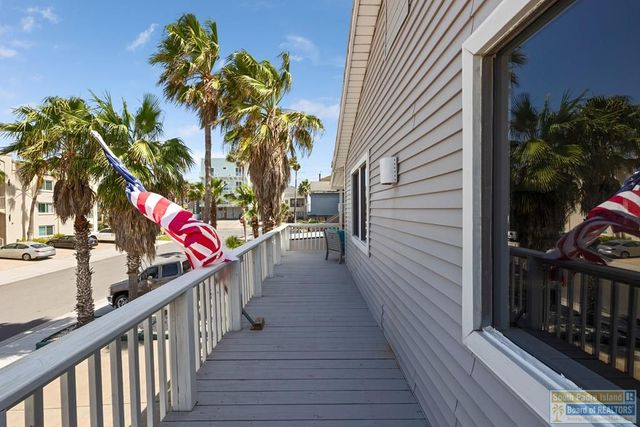 129 E Mars, South Padre Island, TX 78597