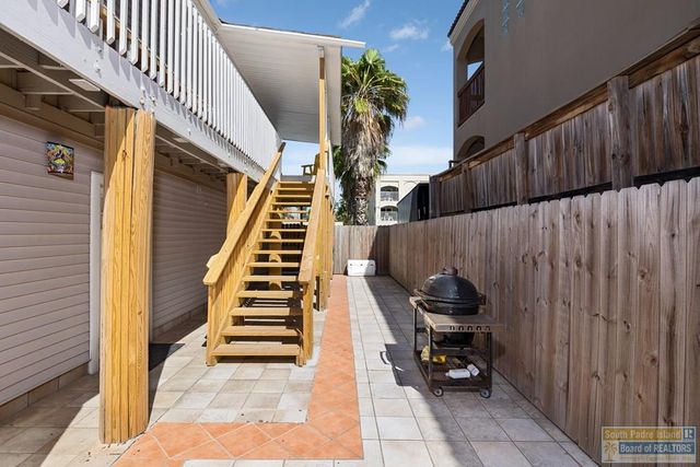 129 E Mars, South Padre Island, TX 78597