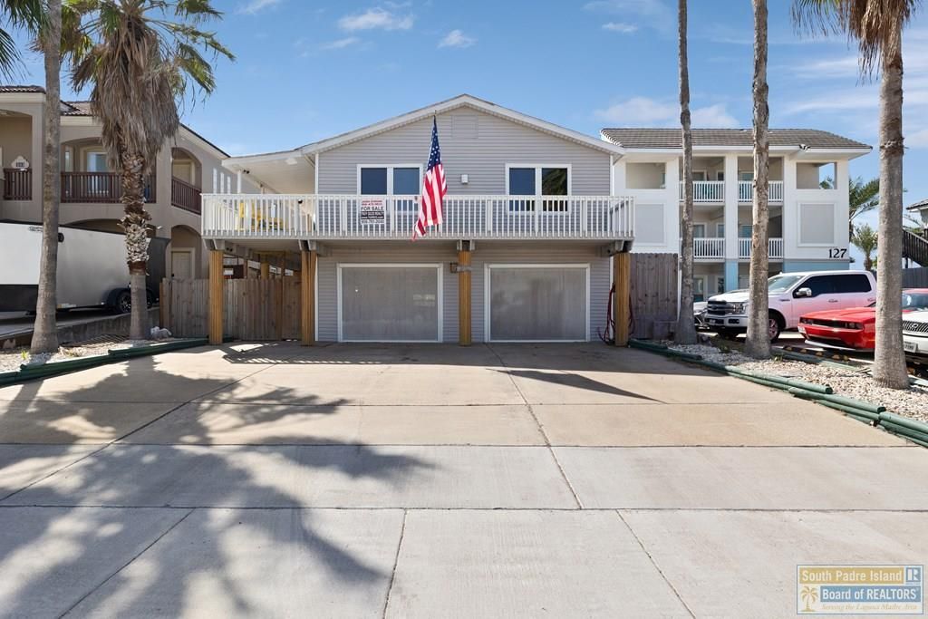 129 E Mars, South Padre Island, TX 78597