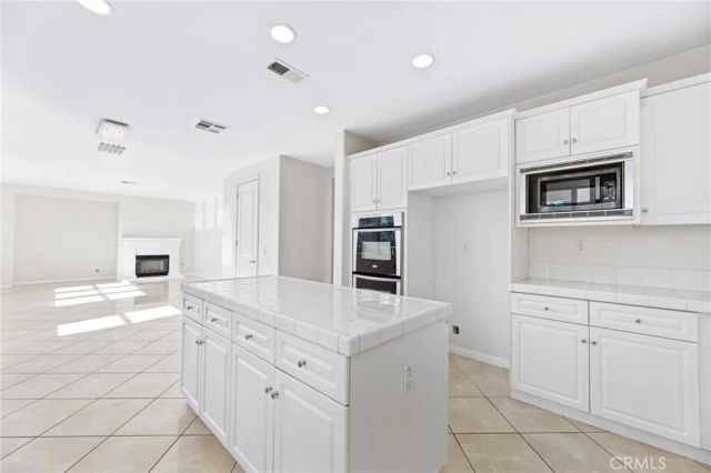 22046 Halsted Street, Chatsworth, CA 91311