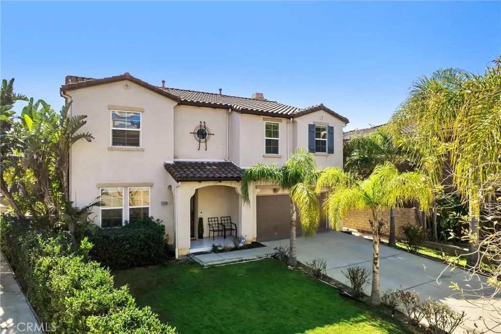 22046 Halsted Street, Chatsworth, CA 91311