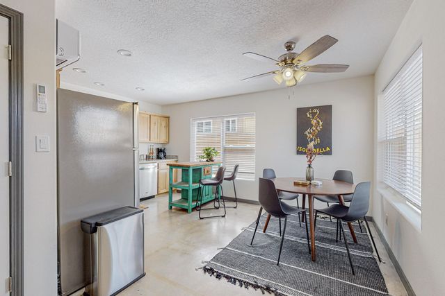 615 Iron Avenue SW, Albuquerque, NM 87102