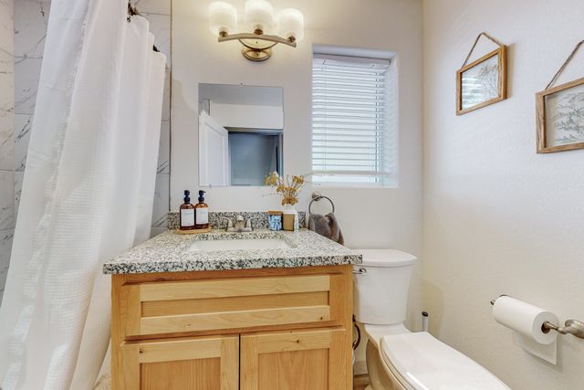 615 Iron Avenue SW, Albuquerque, NM 87102