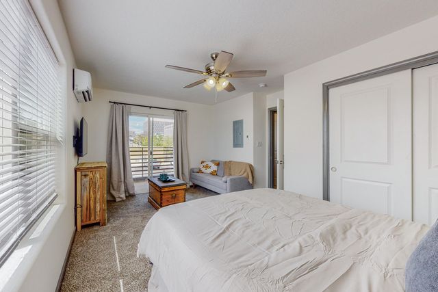 615 Iron Avenue SW, Albuquerque, NM 87102