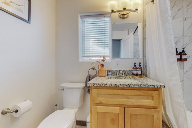 615 Iron Avenue SW, Albuquerque, NM 87102