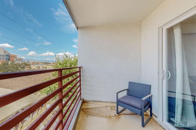 615 Iron Avenue SW, Albuquerque, NM 87102