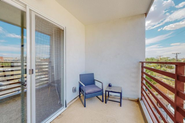 615 Iron Avenue SW, Albuquerque, NM 87102