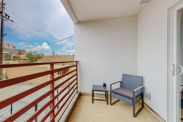 615 Iron Avenue SW, Albuquerque, NM 87102