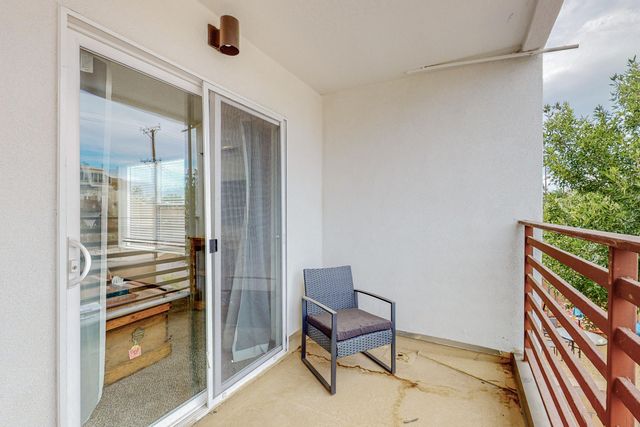 615 Iron Avenue SW, Albuquerque, NM 87102