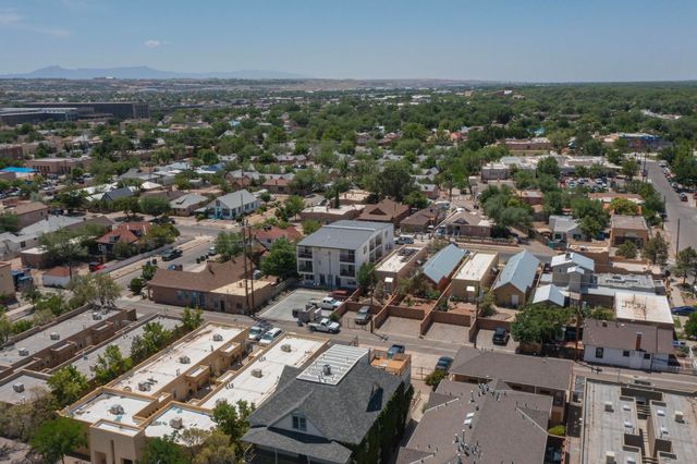 615 Iron Avenue SW, Albuquerque, NM 87102