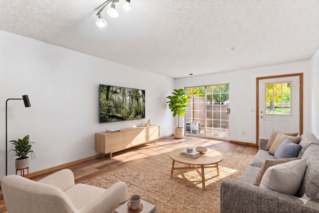 11256 Providence Lane, Eden Prairie, MN 55344 — photo 2