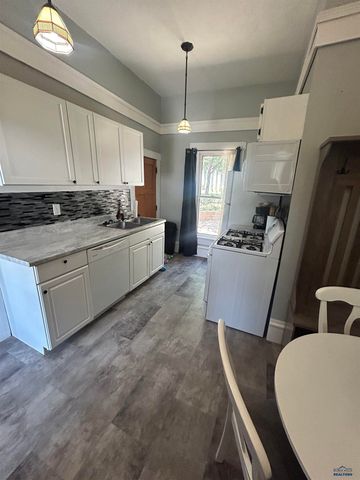1017 12TH, Rapid City, SD 57701