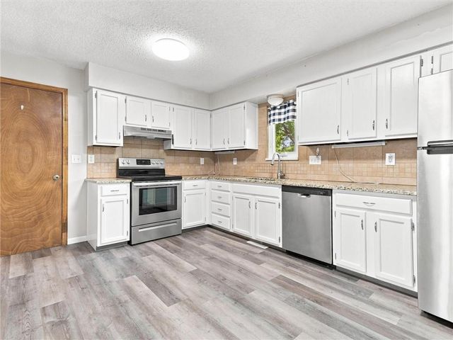 143 Hazel Avenue, Lawson, MO 64062