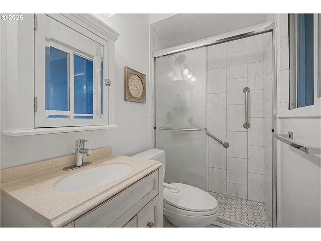 4116 Se JACKSON St, Milwaukie, OR 97222