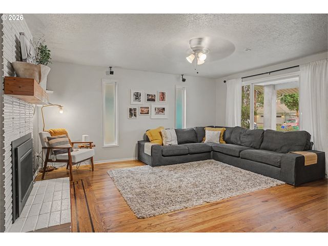 4116 Se JACKSON St, Milwaukie, OR 97222