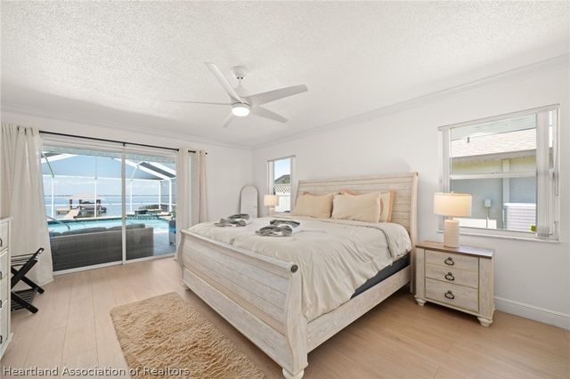 104 Lakefront Court NE, Lake Placid, FL 33852