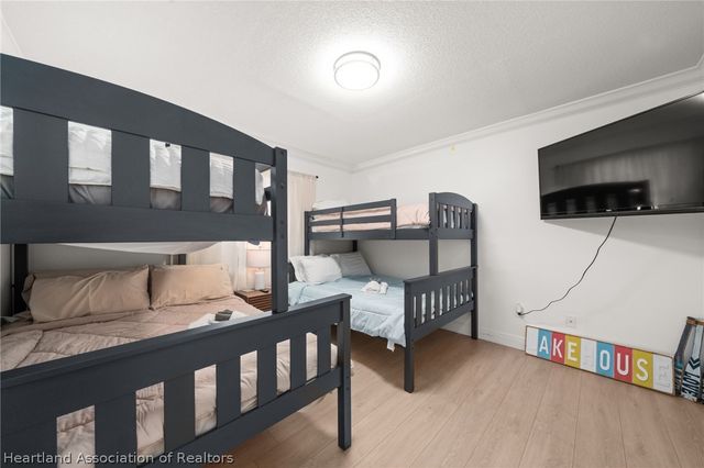 104 Lakefront Court NE, Lake Placid, FL 33852