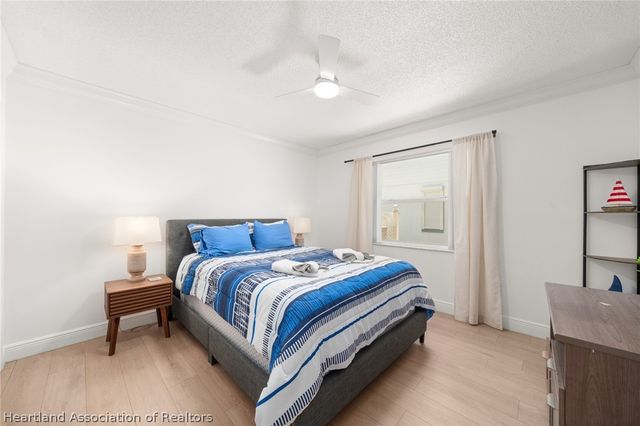 104 Lakefront Court NE, Lake Placid, FL 33852