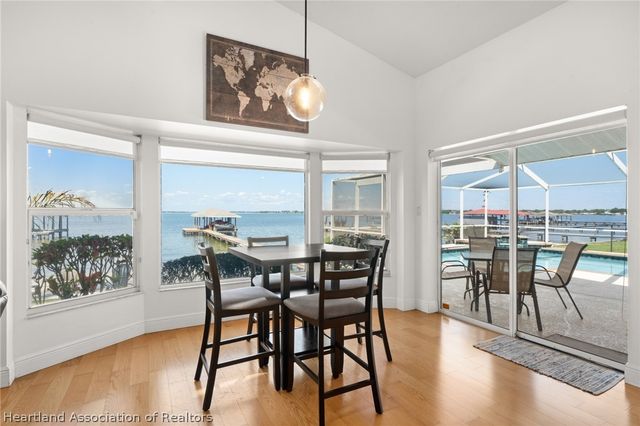 104 Lakefront Court NE, Lake Placid, FL 33852