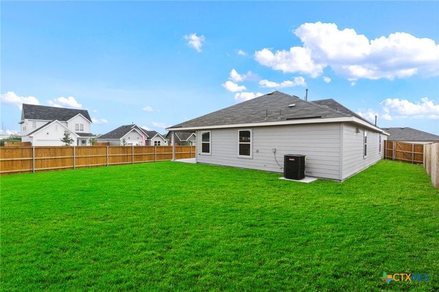 104 Wagner Way, San Marcos, TX 78666
