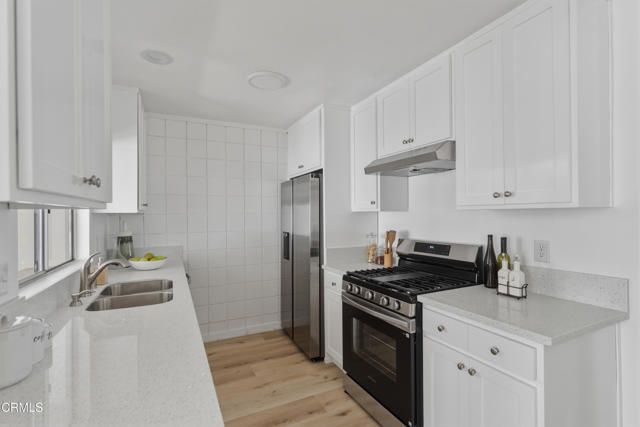 160 W Fiesta Green, Port Hueneme, CA 93041