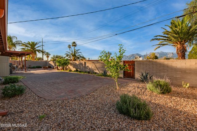 8771 E Baker Street, Tucson, AZ 85710