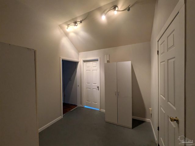 245 Airport Blvd, Pensacola, FL 32503