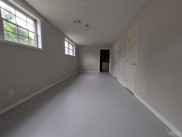 245 Airport Blvd, Pensacola, FL 32503