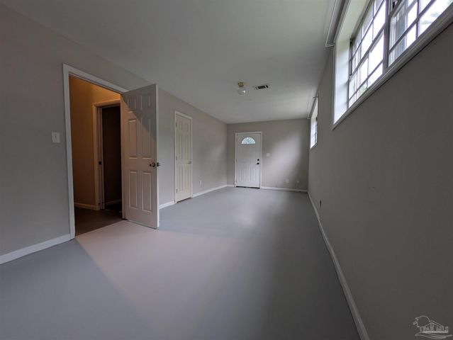 245 Airport Blvd, Pensacola, FL 32503