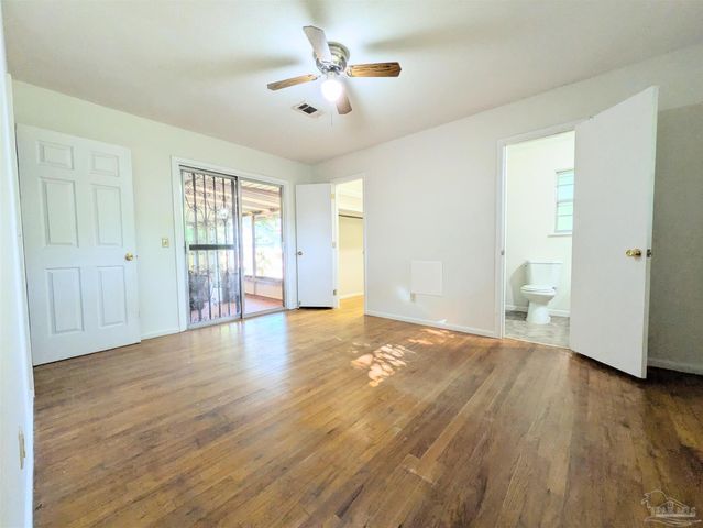 245 Airport Blvd, Pensacola, FL 32503
