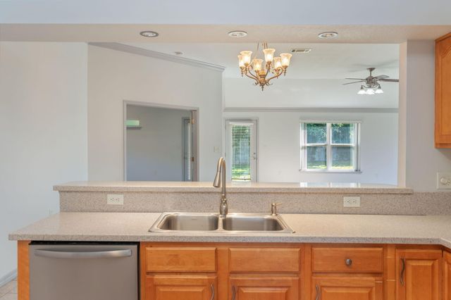 1940 Kadima Circle, Fort Walton Beach, FL 32547