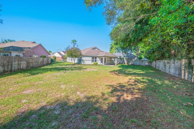 1940 Kadima Circle, Fort Walton Beach, FL 32547