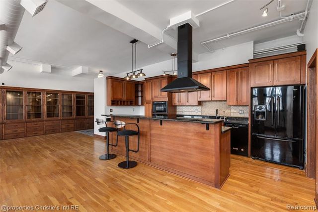 1395 Antietam Avenue 39, Detroit, MI 48207