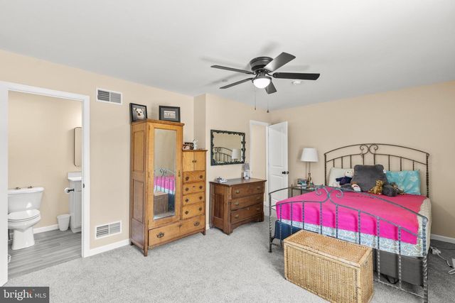125 HOMESTEAD DR, Gettysburg, PA 17325