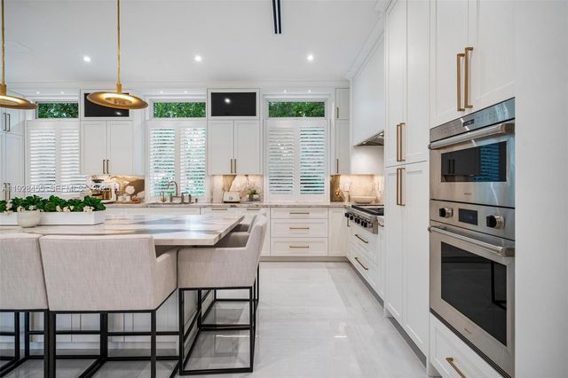 7220 SW 125th St, Pinecrest, FL 33156