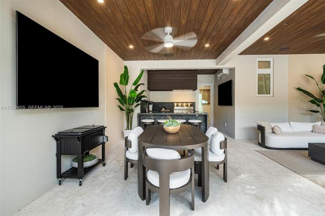 7220 SW 125th St, Pinecrest, FL 33156